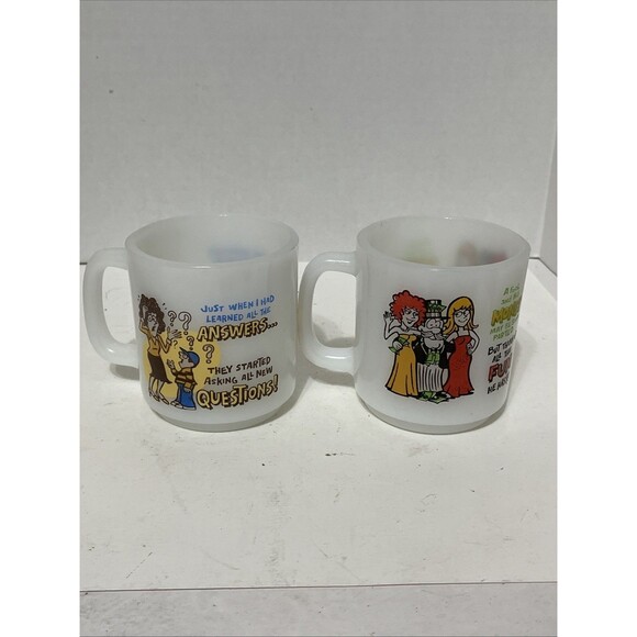 Set Of 2 Vintage Glasbake Milk Glass Coffee Tea Mugs Humor Funny Graphic 10 Oz - Picture 7 of 10
